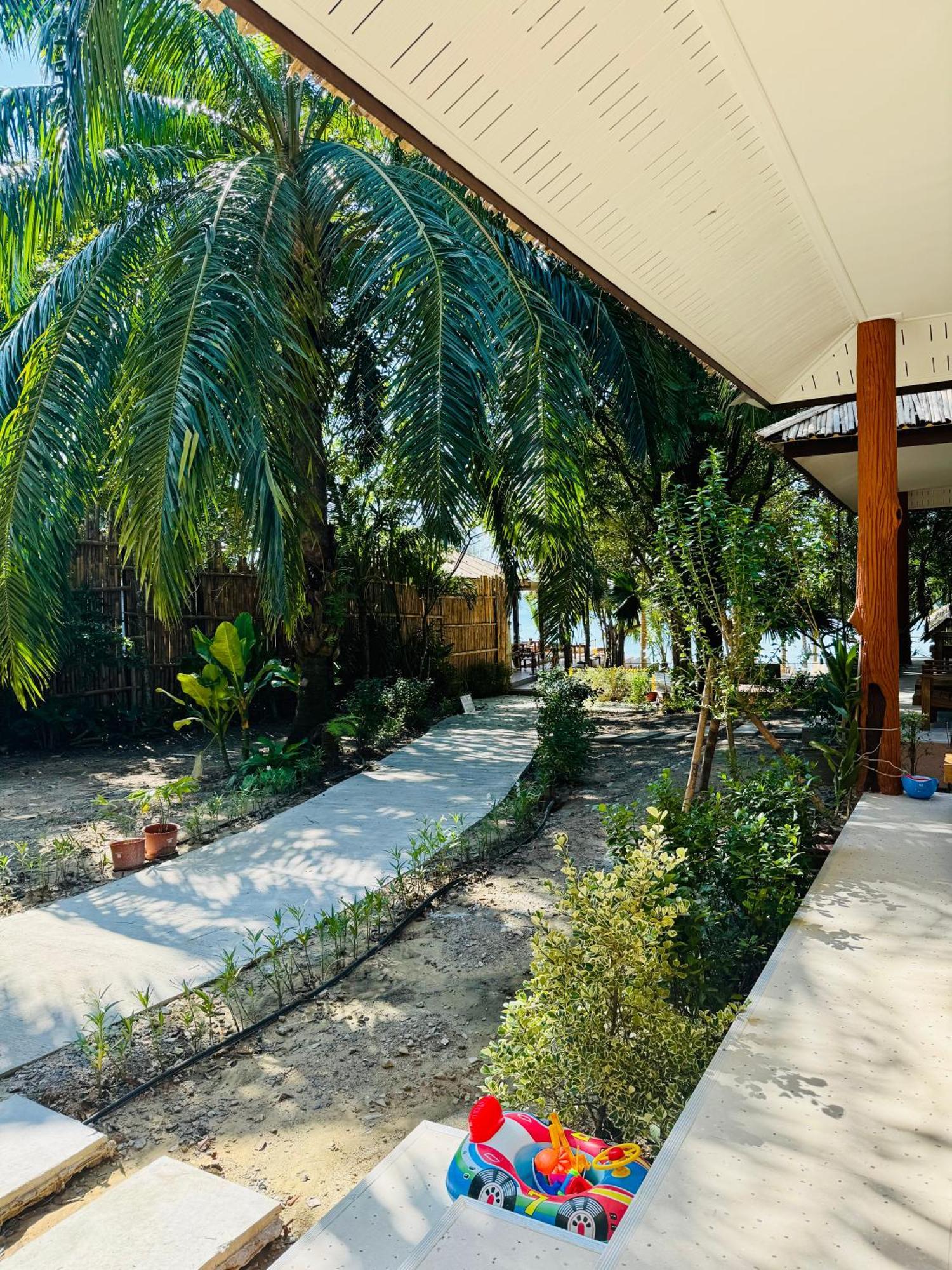 Sunny Cove Beach Resort Koh Phayam Ρανόνγκ Εξωτερικό φωτογραφία