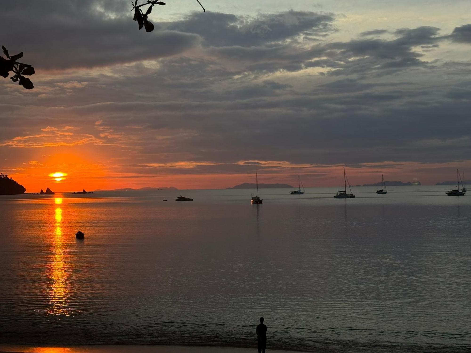 Sunny Cove Beach Resort Koh Phayam Ρανόνγκ Εξωτερικό φωτογραφία